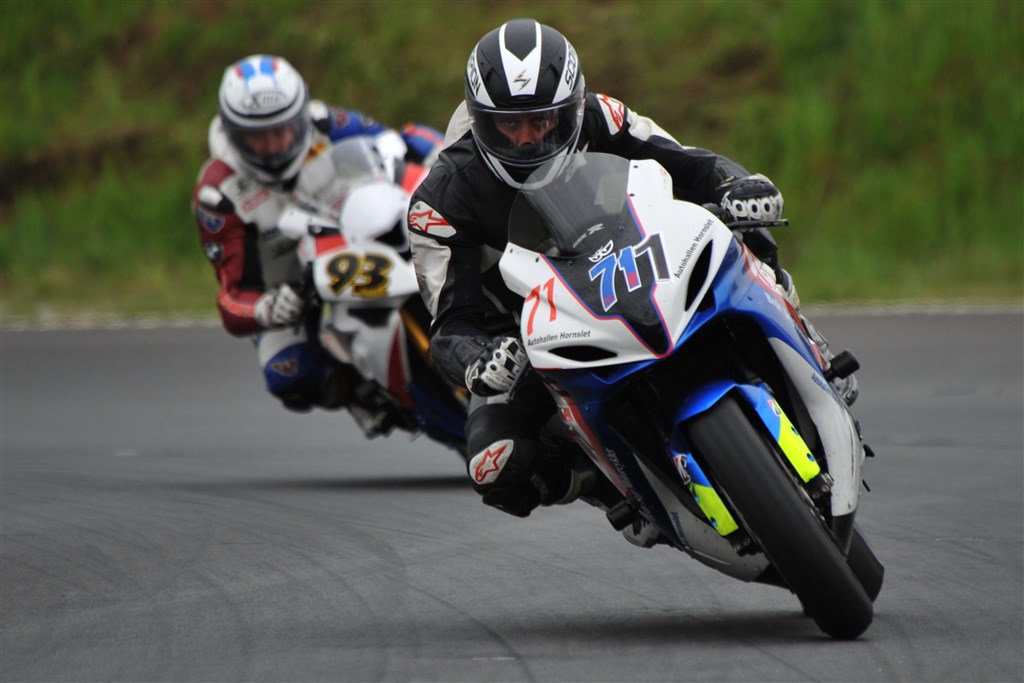 John Høj kæmpede med det våde underlag ved premieren i Zenergy Super Challenge. Nu håber han på tørvejr til weekenden på Ring Djursland.
(Foto: Morten Alstrup)